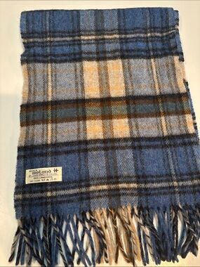 John Hanley & Co. lambsWool Blue Plaid Fringe Scarf Ireland
